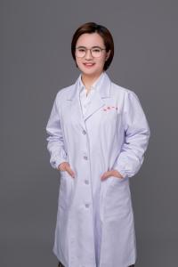 戎佳佳
